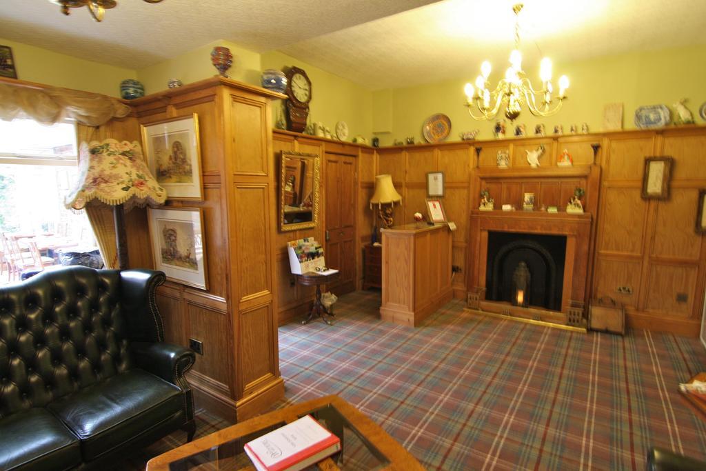 Warrens Guest House York Bagian luar foto