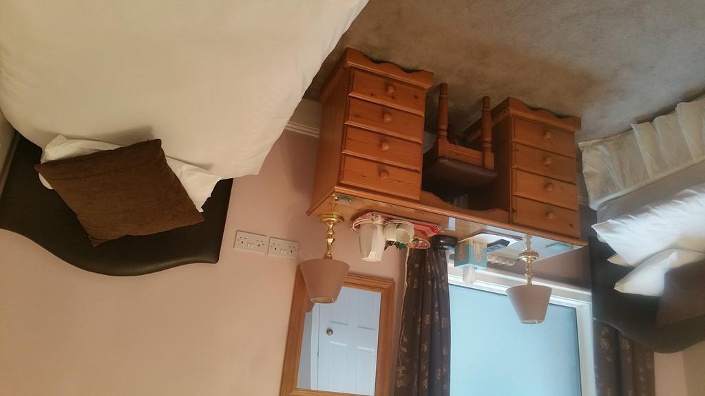 Warrens Guest House York Bagian luar foto